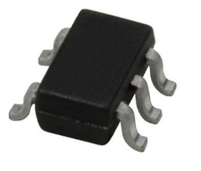 Микросхема MC74HC1G04DFT2G