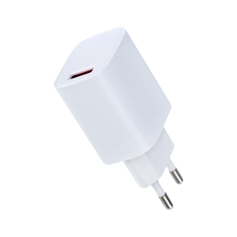 Сетевое зарядное устройство USB 5В, 3А с Quick Charge, белое REXANT
